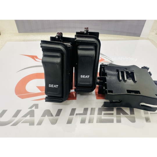 Nút bật yên, mở cốp Vision 2014-2021, SH Việt, Lead, SH Mode, Winner X zin mới 99% chính hãng Honda