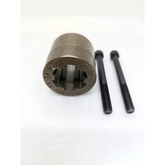 Bàn ren chảng ba bị tuôn dập sử dụng cho xe ga Yamaha